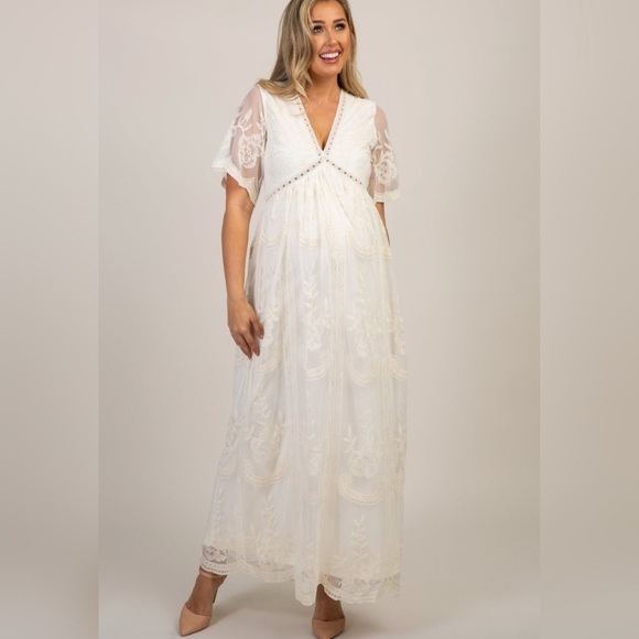 Pink Blush Maternity Lace Sheer Back Maxi Dress Cream/White Size Medium - Picture 1 of 7